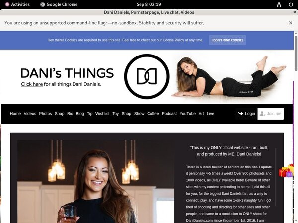 Dani Daniels With Discover Card