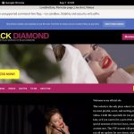 Free LoraSinClare Coupon