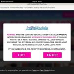 Models Jeff’s Gift Card